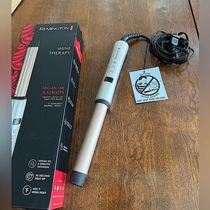 Remington Shine Therapy 1" Barrel Curler. Brand new!!